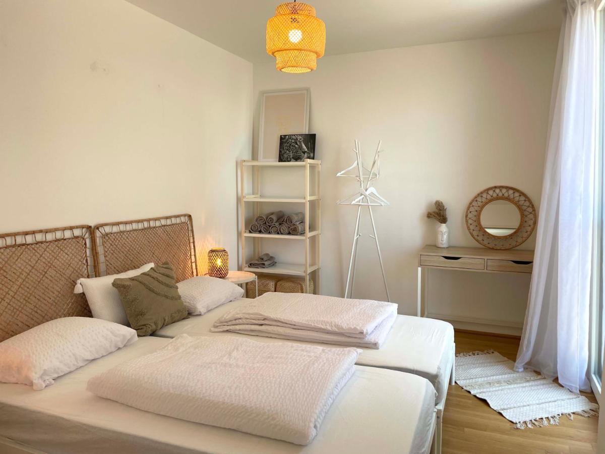 Urban Oasis: Stylische Wohnung Βιέννη Εξωτερικό φωτογραφία